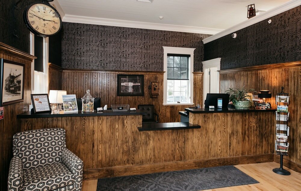 Фото The Railroad Inn