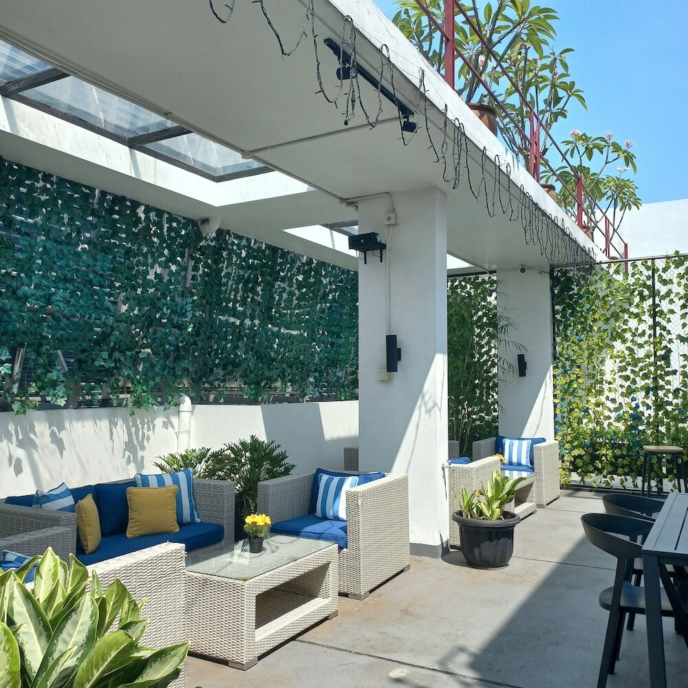 Фото White Tree Residence