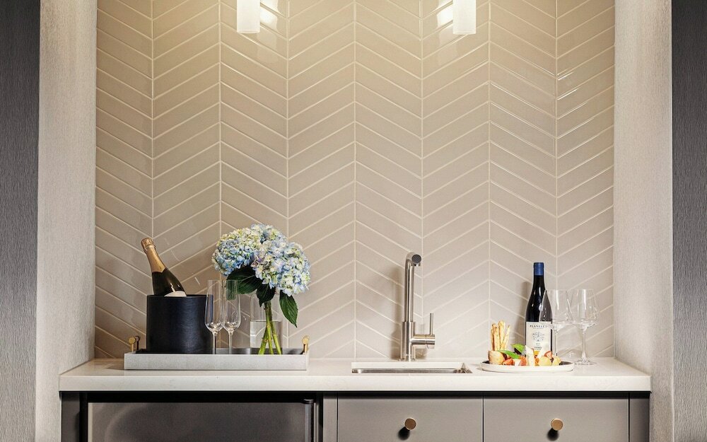 Фото Chelsea Hotel, Toronto