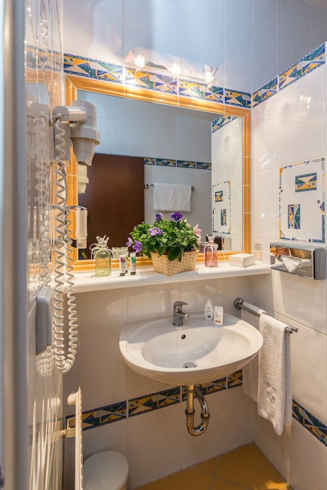 Фото Hotel Stoiser's Graz