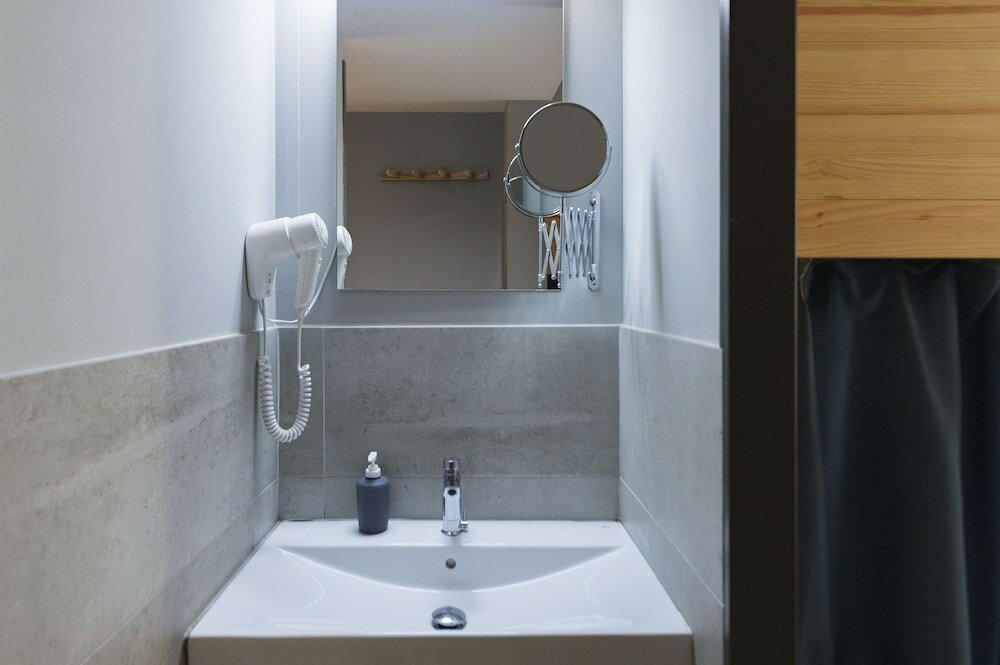 Фото Yeah Barcelona Hostel