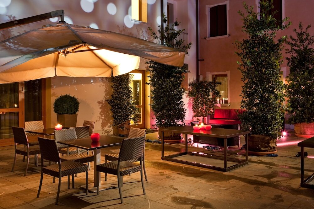 Фото Al Tezzon Hotel