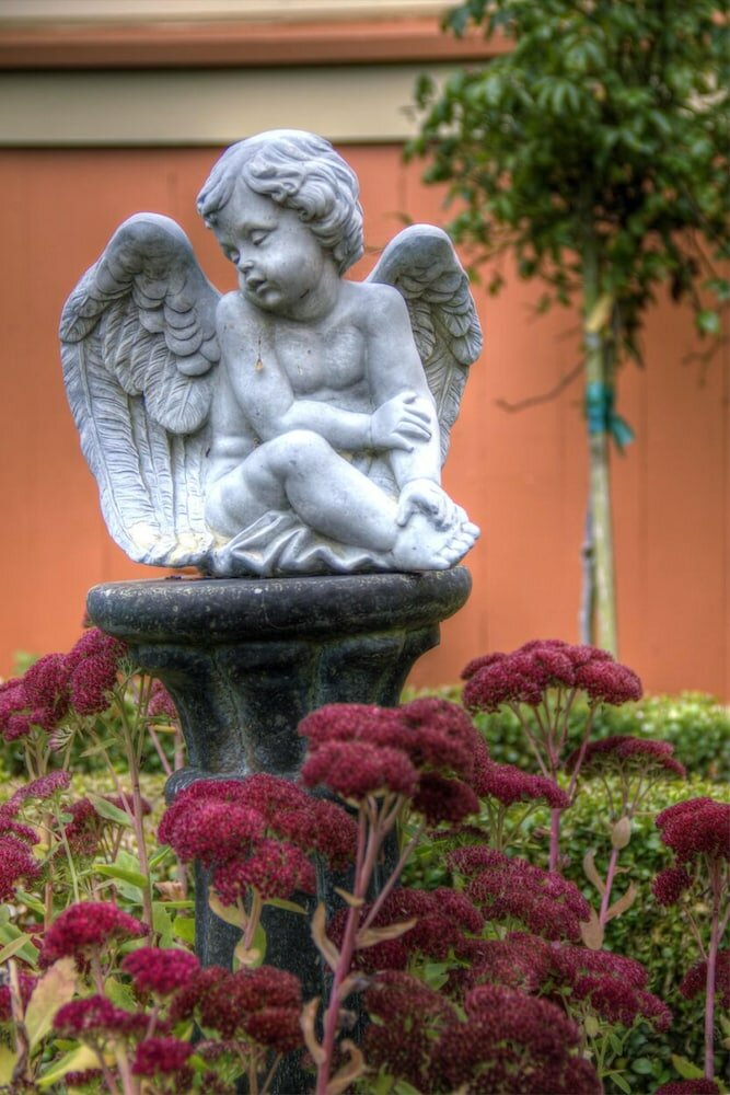 Фото Gingerbread Mansion Inn