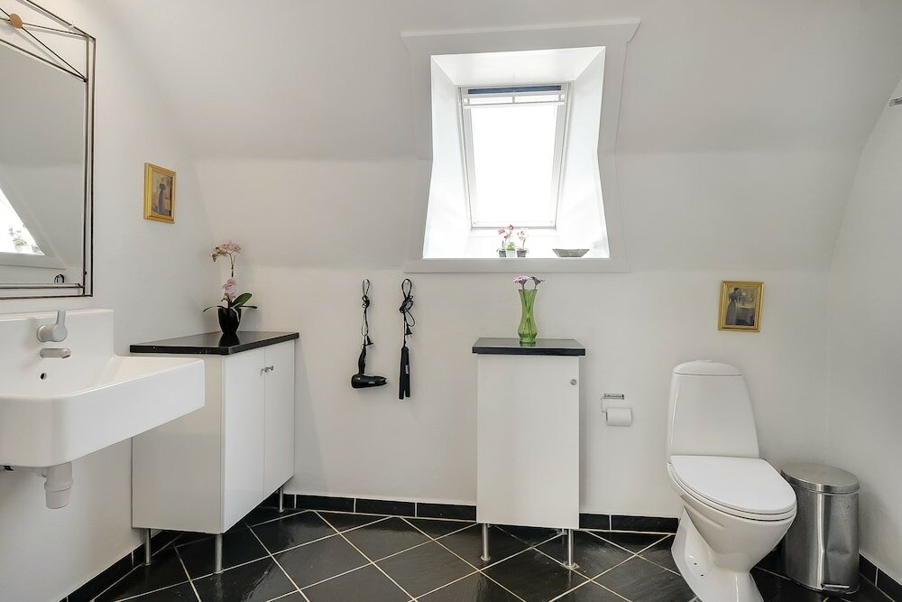 Фото Sweethome Guesthouse