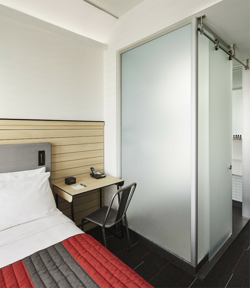 Фото Pod Times Square