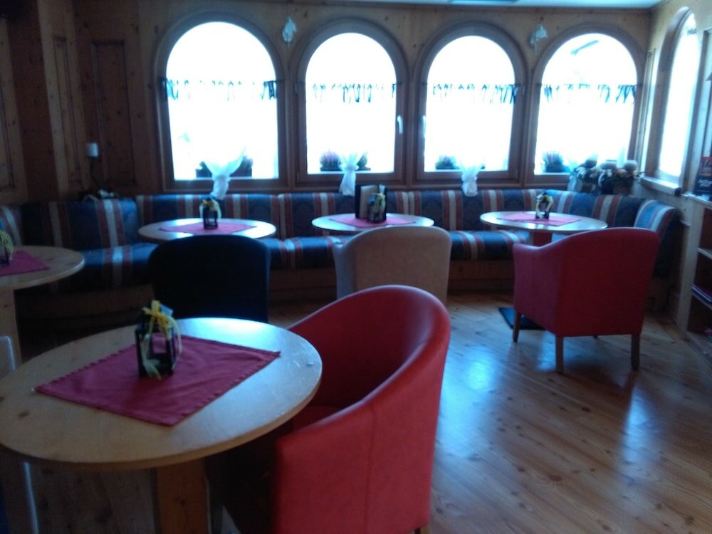 Фото Hotel Flora