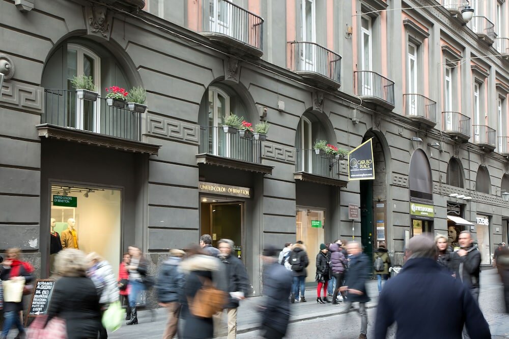 Фото Caruso Place Boutique & Wellness Suites