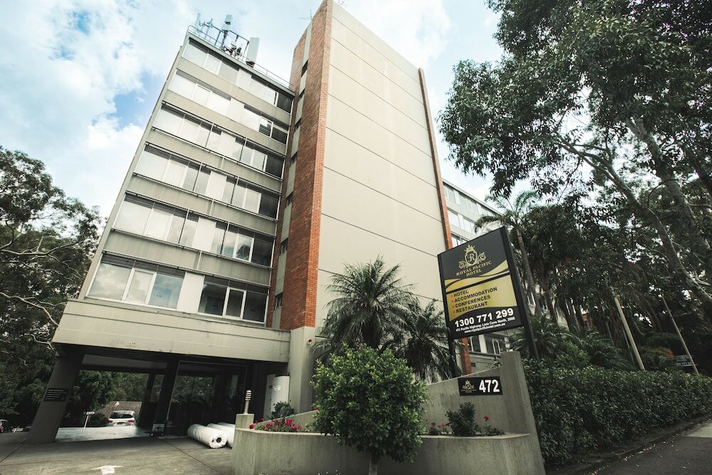 Фото Royal Pacific Hotel