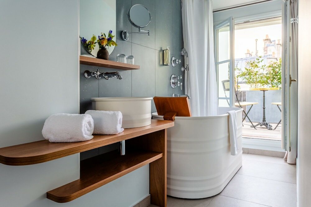 Фото Hotel Bonsoir Madame