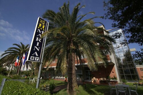 Внешний вид отеля Hotel Marina в Массе, фото 3