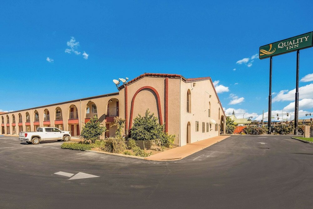 Фото Quality Inn Near Fort Hunter Liggett