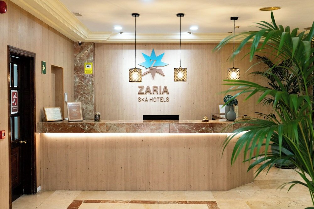 Фото Hotel Aeropuerto Sur