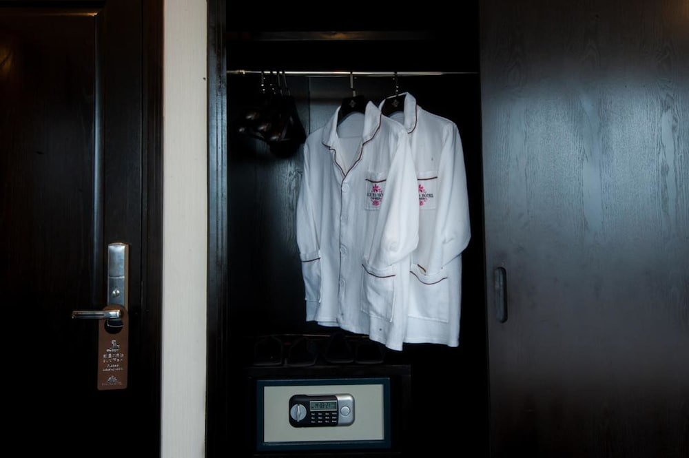 Фото Sakura Hotel