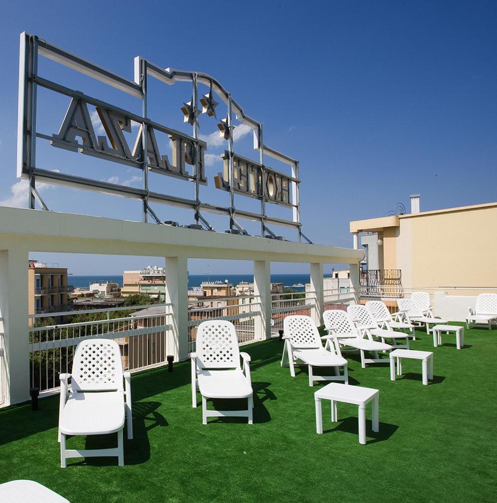 Фото Hotel Plaza