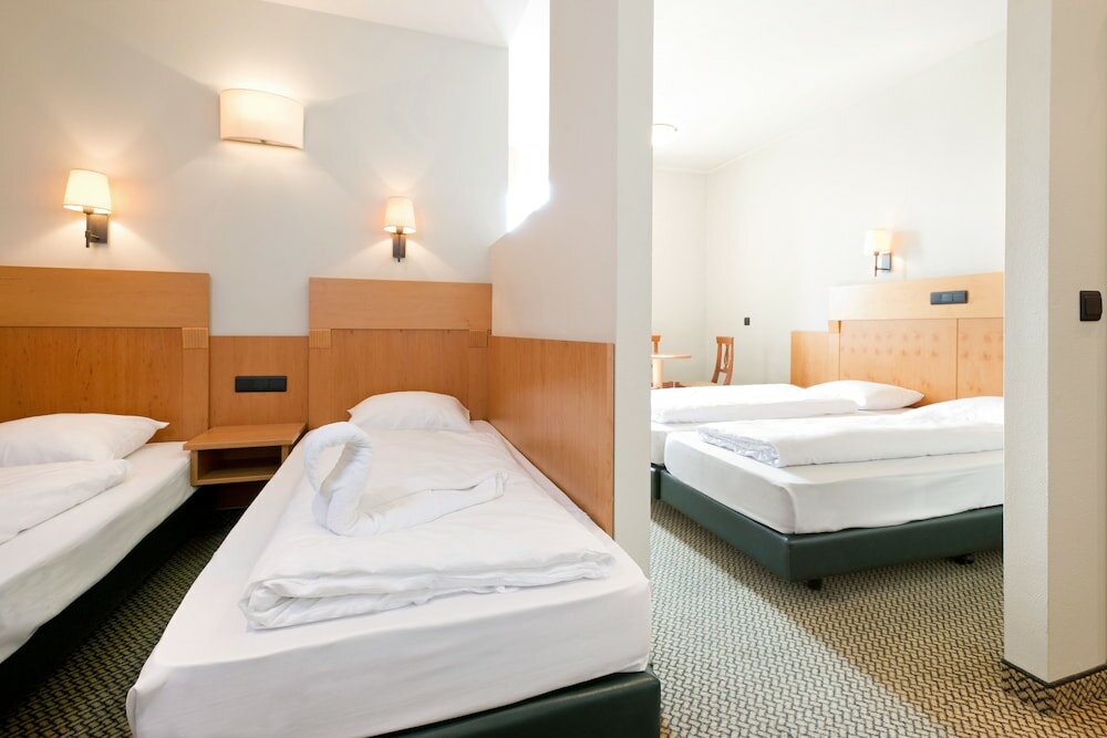 Фото Century Hotel Antwerpen