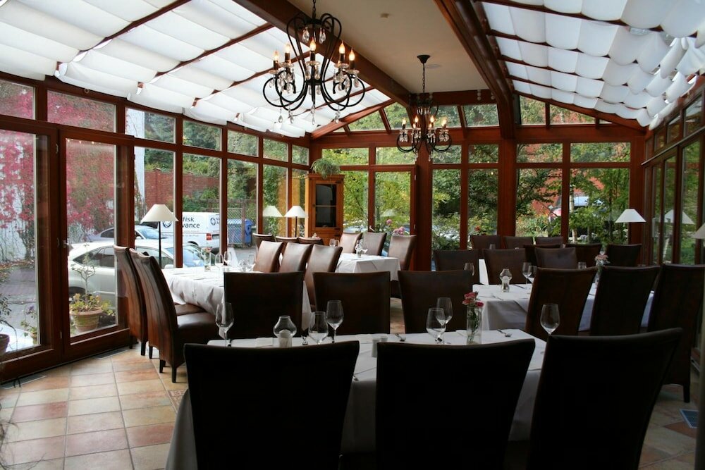 Фото Hotel Niederländischer Hof Schwerin