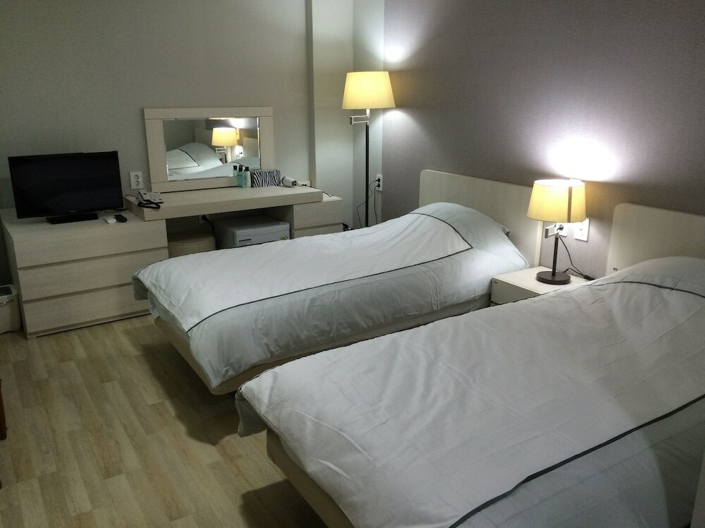 Фото Busan Central Hotel