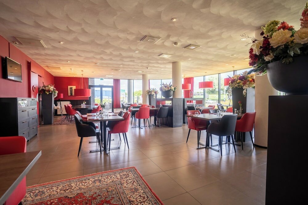 Фото Bastion Hotel Groningen