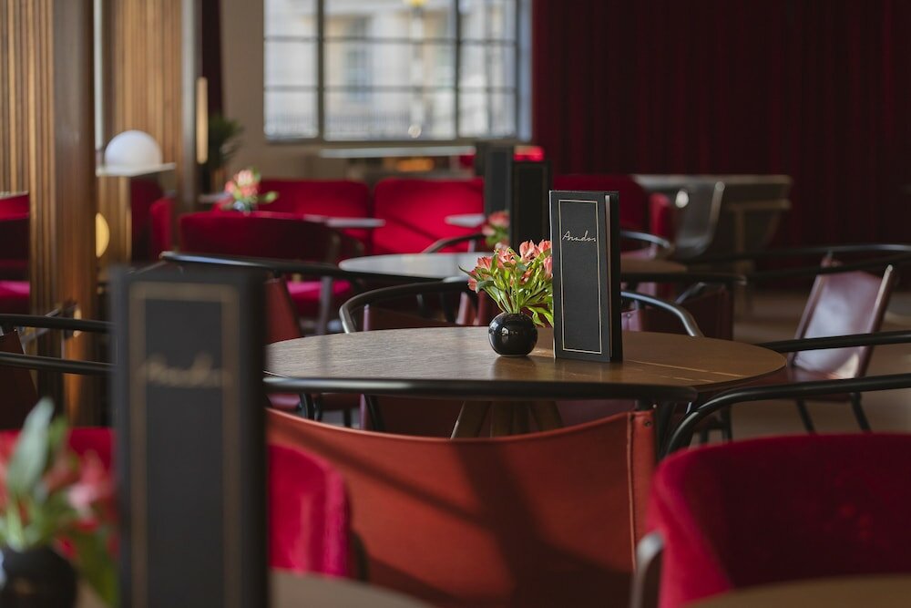 Фото Melia White House Apartments