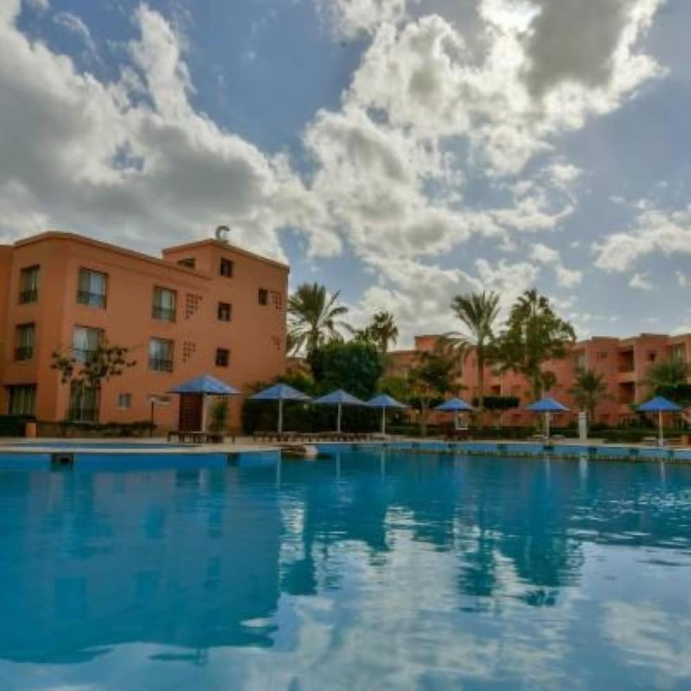 Фото Kefi Palmera Beach Resort El Sokhna - Family Only