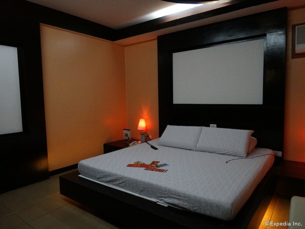 Фото Hotel Sogo Quirino Motor Drive Inn