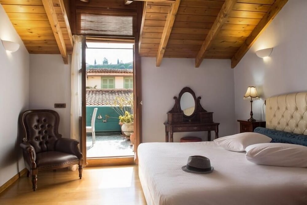 Фото Kyveli Suites