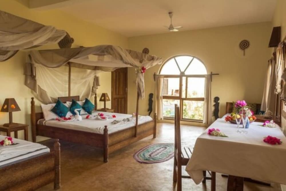 Фото Zan View Hotel