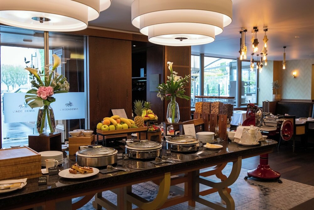 Фото Hotel Angleterre And Residence