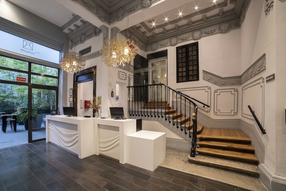 Фото отеля 2