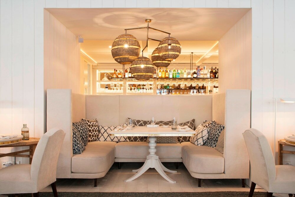 Фото Ac Victoria Suites