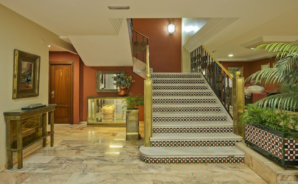 Фото Hotel Alixares