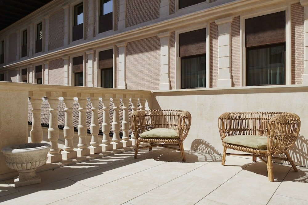 Фото Ansares Hotel