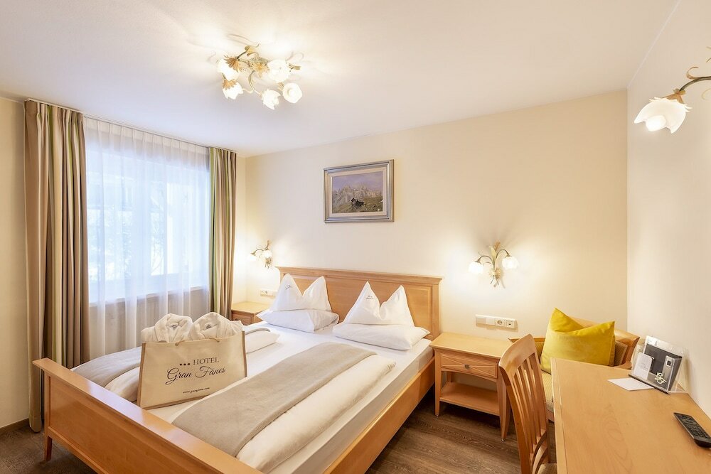 Фото Hotel Gran Fanes