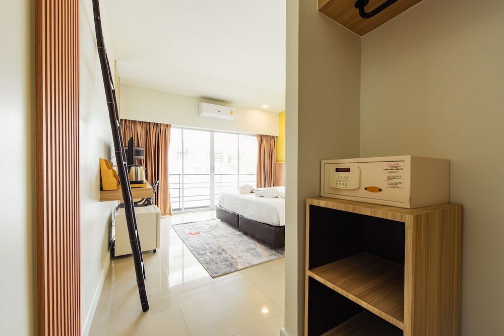 Фото The Golden Ville Boutique Hotel