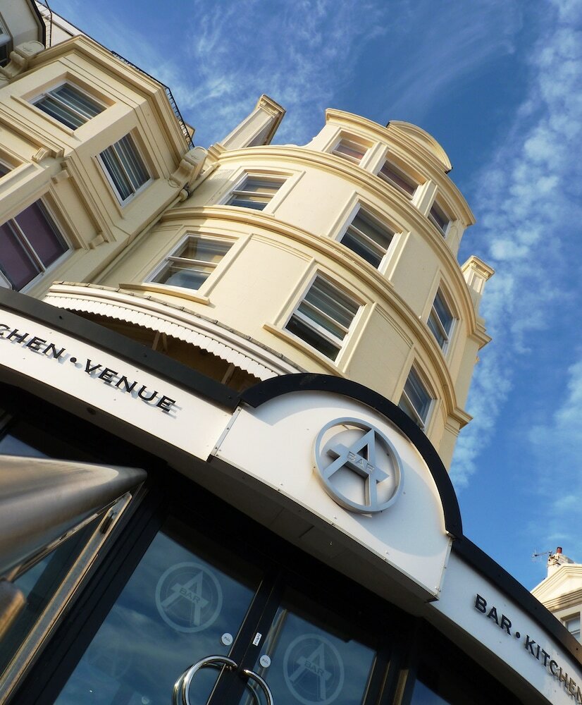 Фото Amsterdam Hotel and A Bar