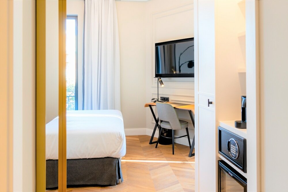 Фото L&h Gran VIA Valencia