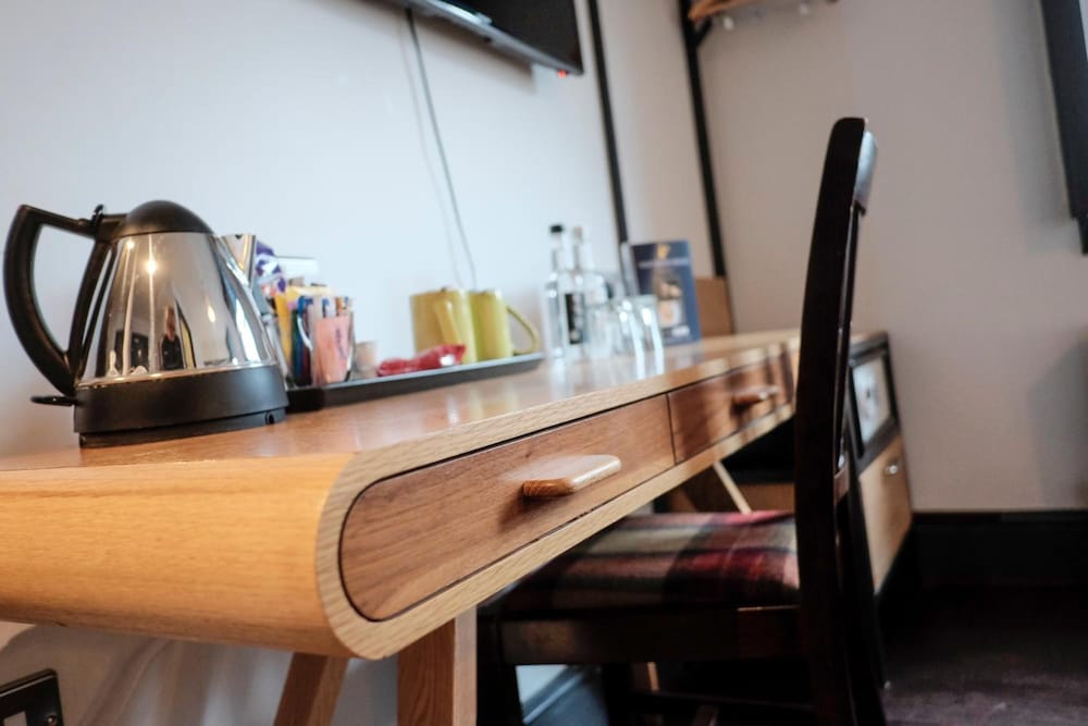 Фото The Wellington Hotel