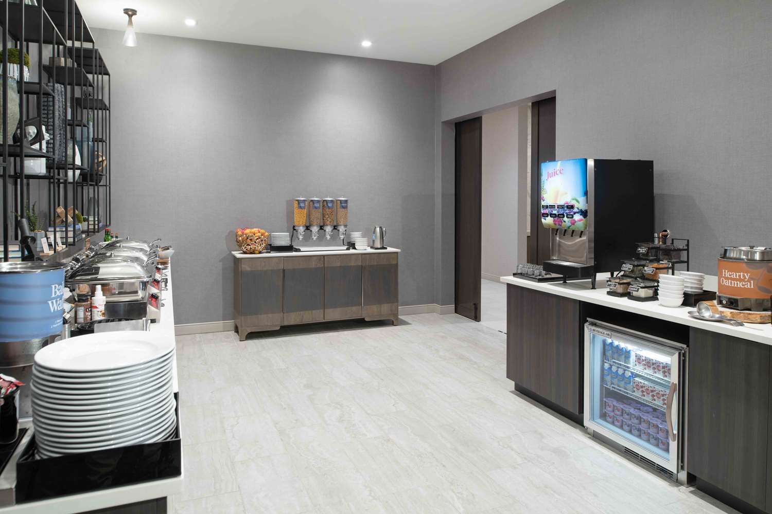 Фото Homewood Suites by Hilton Boston Logan Airport Chelsea