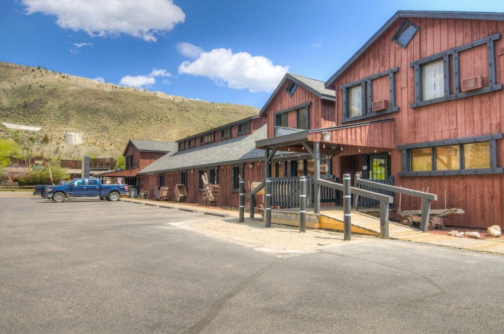 Фото The Ridgeline Hotel at Yellowstone, Ascend Hotel Collection