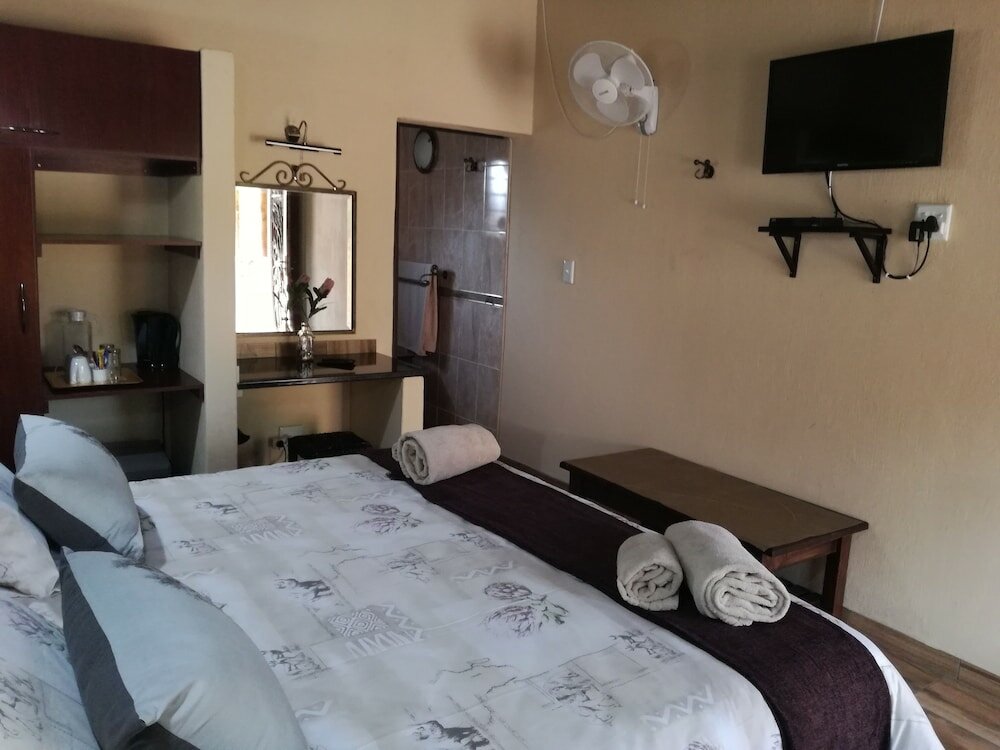 Фото All Over Africa Guest House