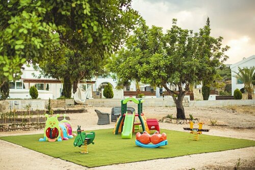 Гостиница Latchi Escape Hotel & Suites в Латси