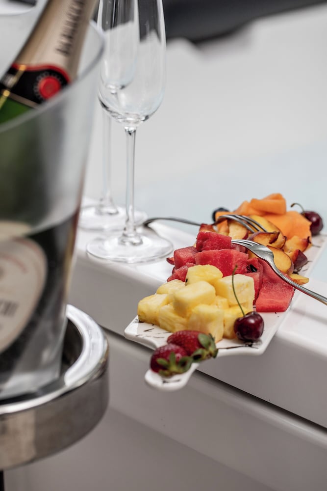 Фото Reggia Suite SPA Hotel