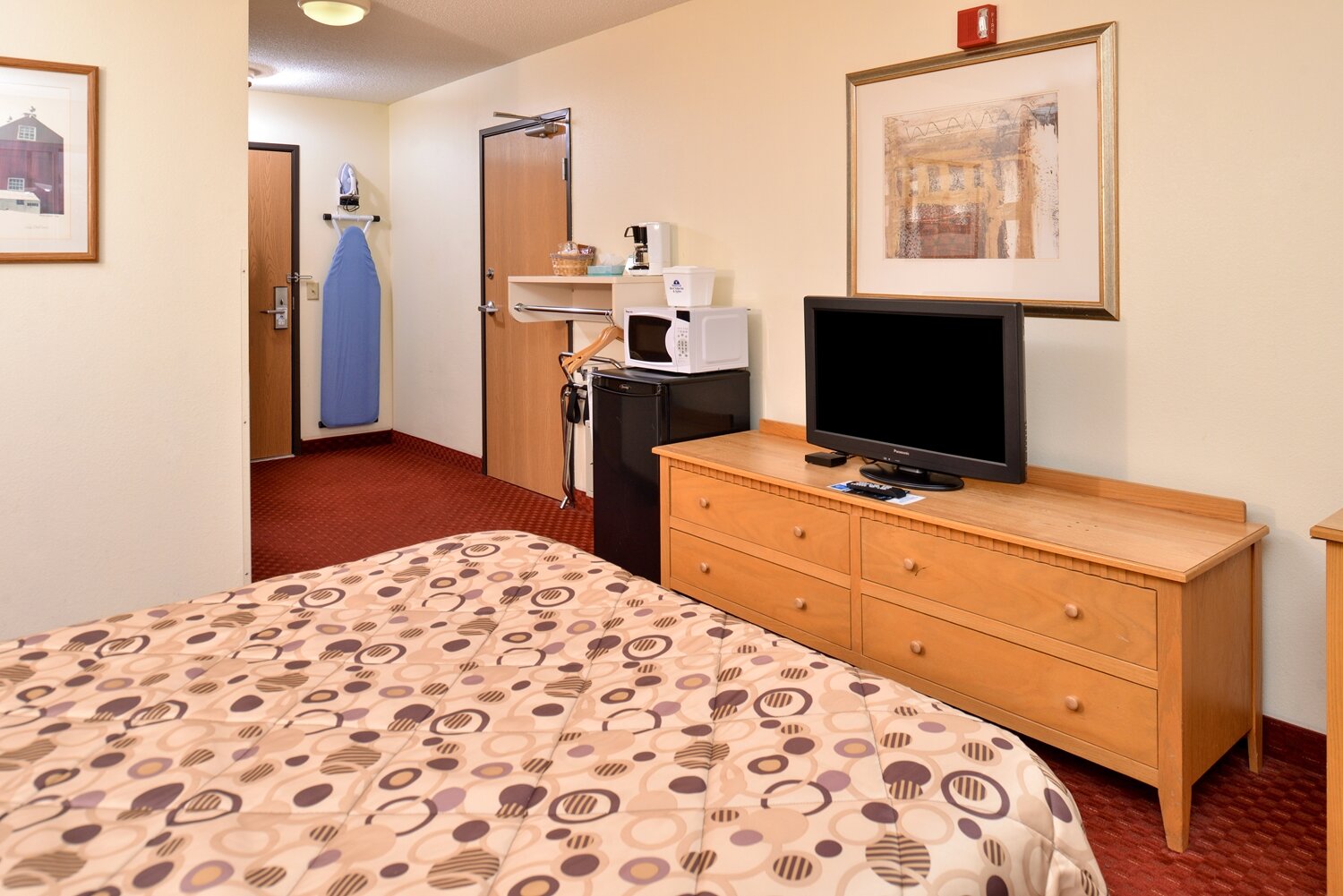 Фото Americas Best Value Inn & Suites Spring Valley