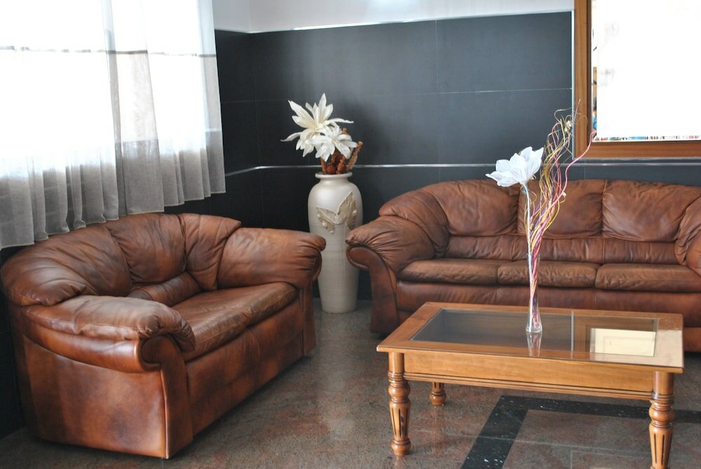 Фото Hotel Restaurante Dama de Baza