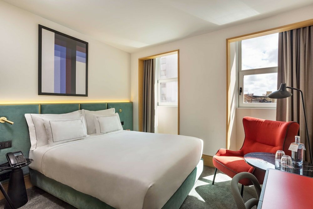 Фото Arts Hotel Porto, Tapestry Collection by Hilton
