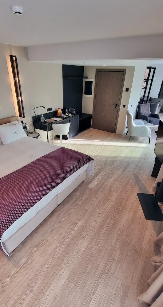 Фото S Hotel Boutique Thessaloniki