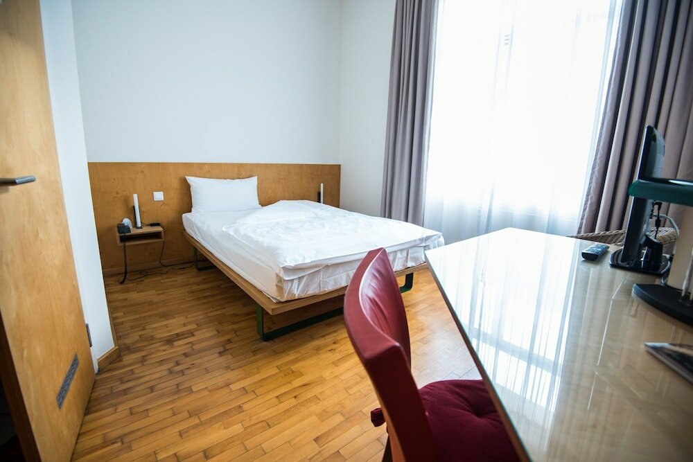 Фото Hotel Robert Mayer