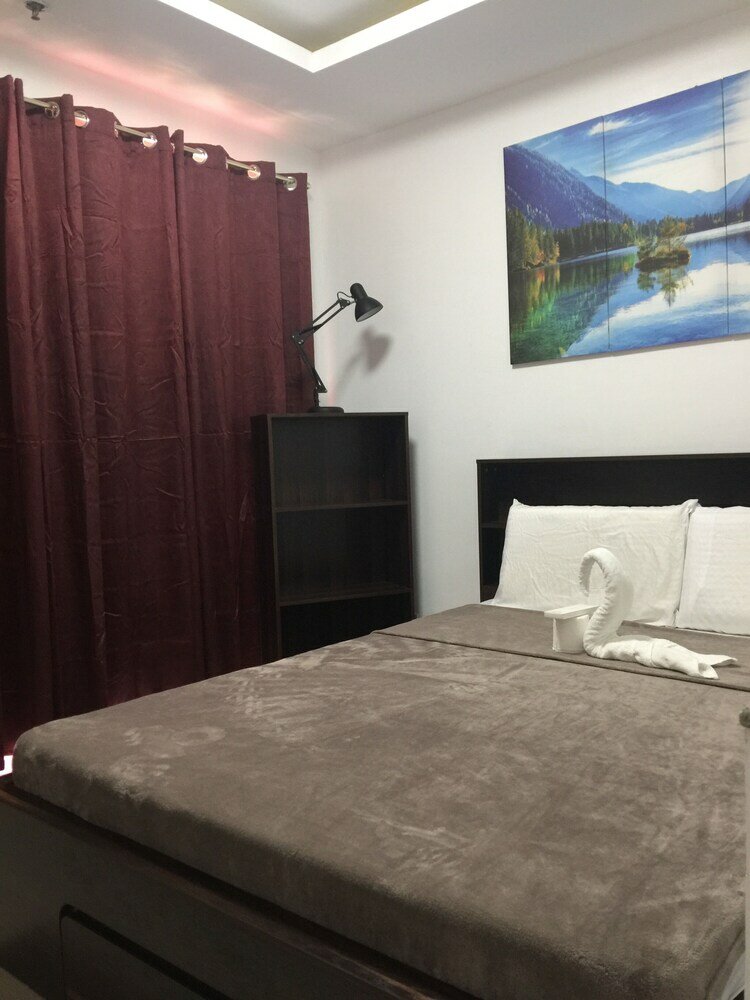 Фото Birch Tower by Rabvie Mhays