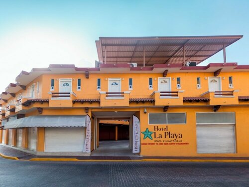 Гостиница Hotel La Playa by Oyo в Сиуатанехо