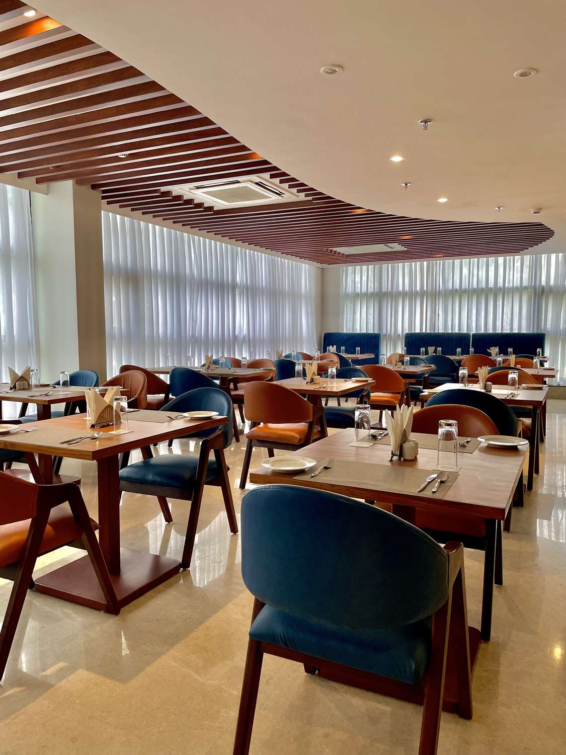 Фото Best Western Maharani Bagh